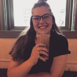 Meet your Posher, Abbie